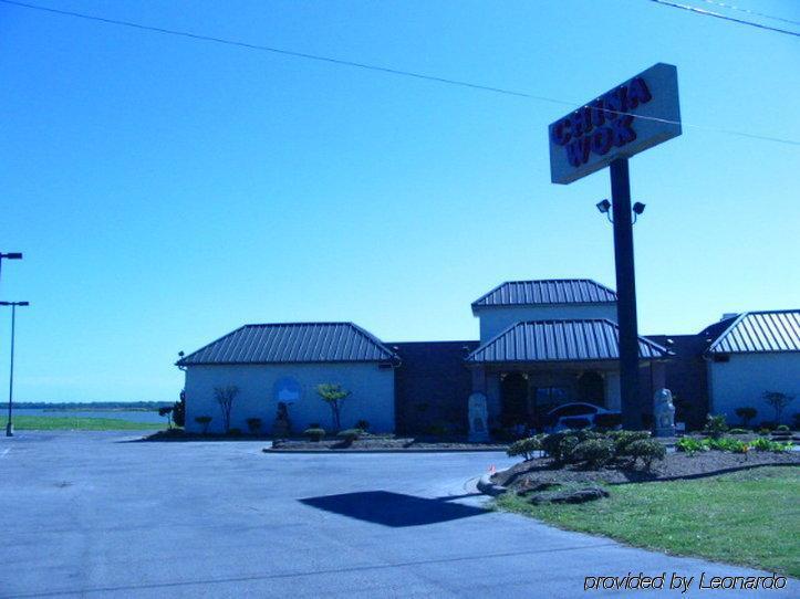 Days Inn Gun Barrel City Extérieur photo